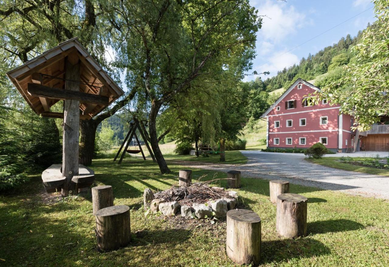 Homestead farm Tešnak Gorenja Vas  Exteriör bild