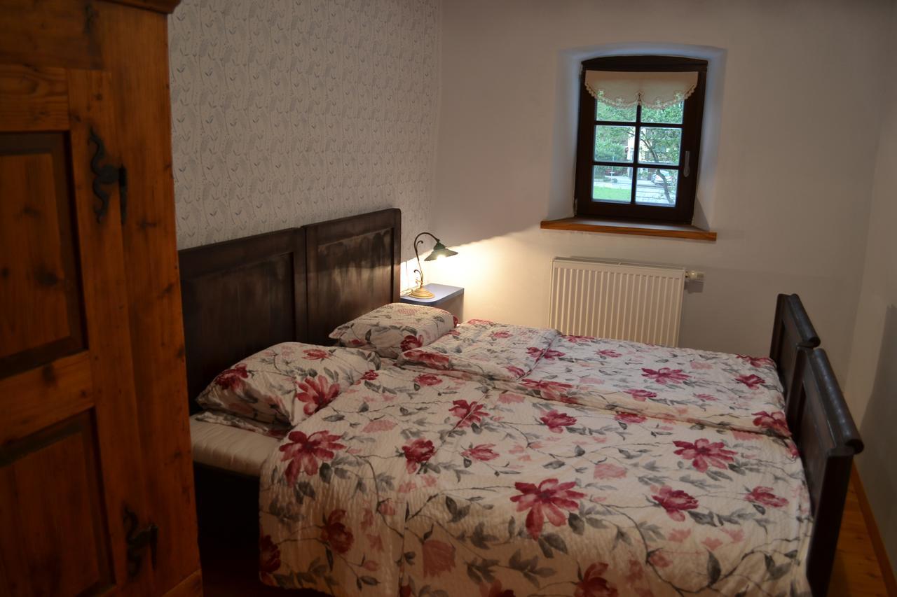 Homestead farm Tešnak Gorenja Vas  Exteriör bild