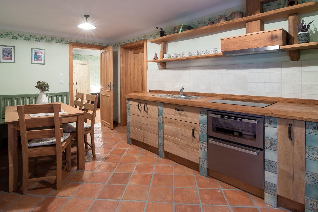 Homestead farm Tešnak Gorenja Vas  Exteriör bild